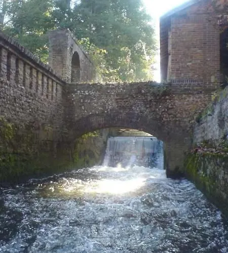 Moulin Des Gondrillers Saint-Martin-dʼÉcublei
